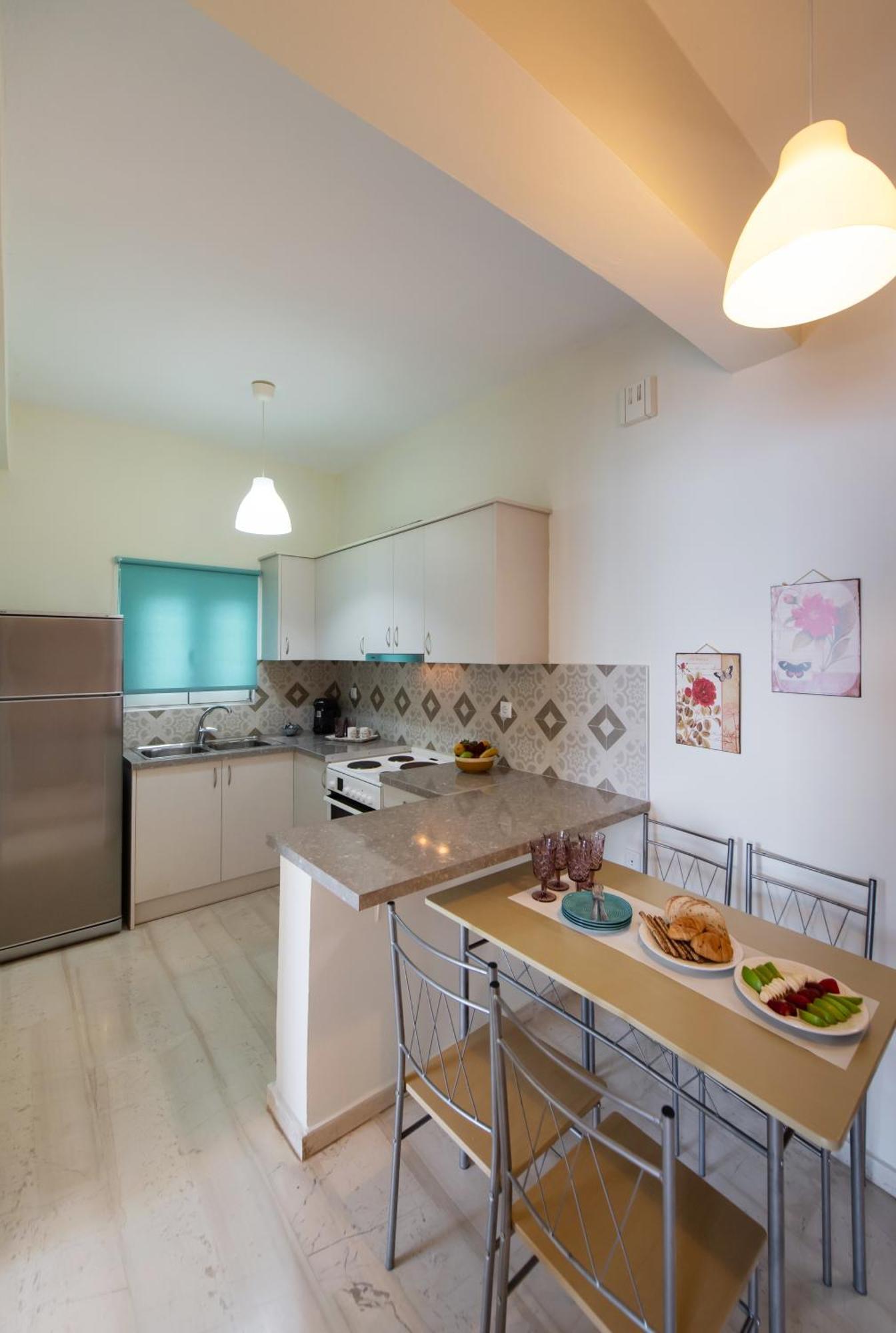 Meteora Suites Nikiana Esterno foto