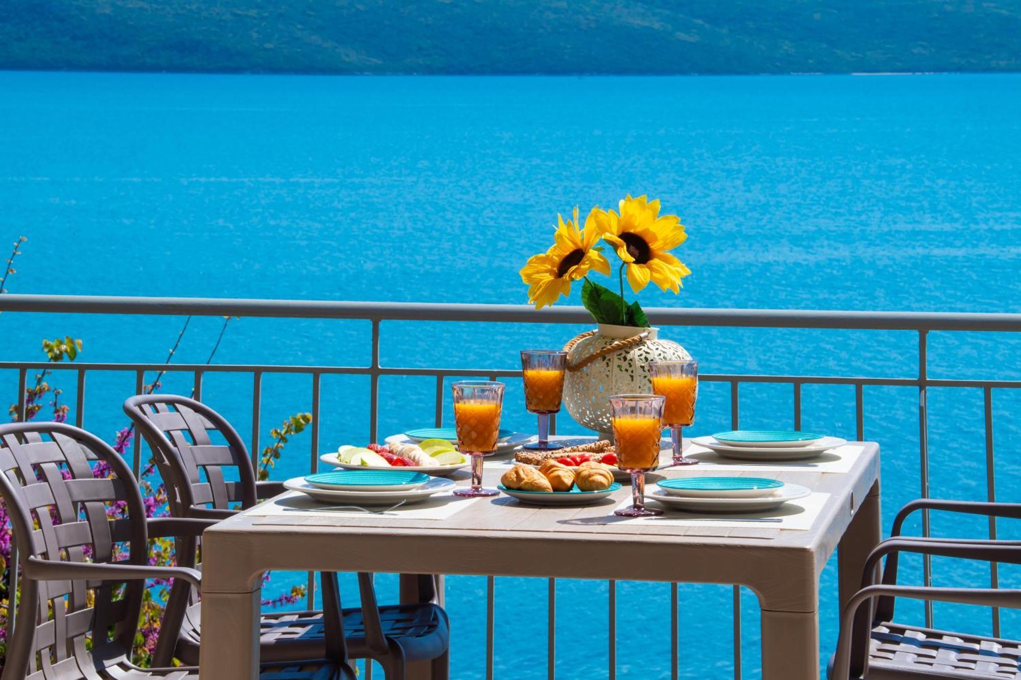 Meteora Suites Nikiana Esterno foto